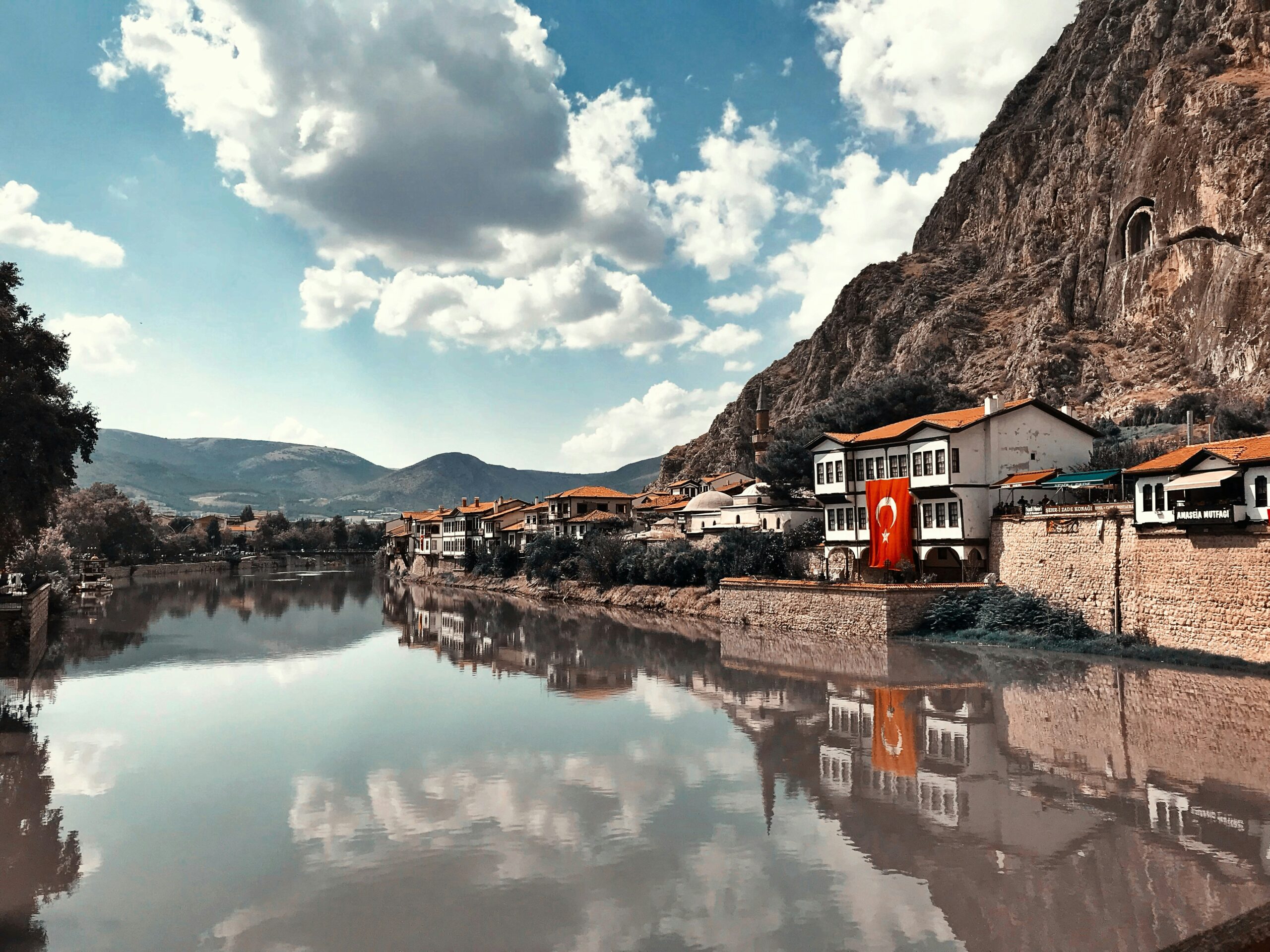emre PjjMG6VyHs4 unsplash scaled